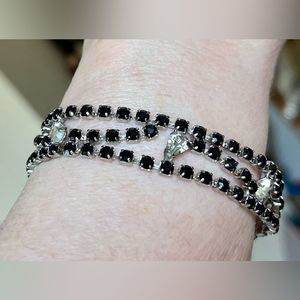 Black/clear rhinestone bracelet Sz 7 bracelet